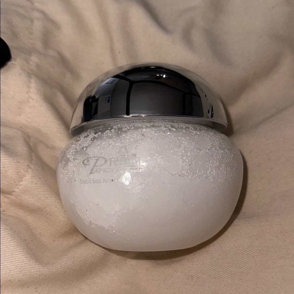 Premier White Body Scrub with Silver Lid BRAND NEW Never Opened